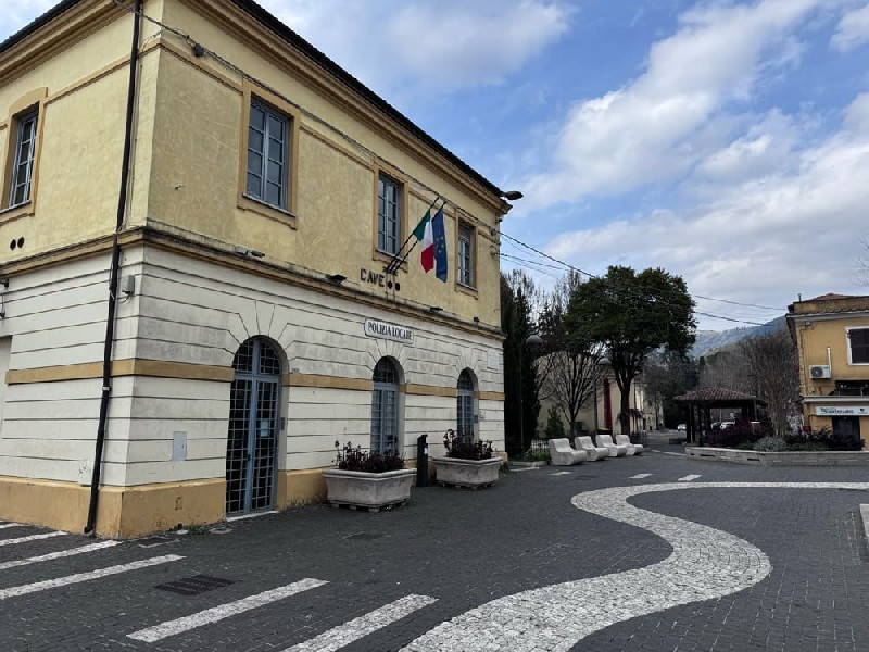 https://www.reteimpresecave.it/immagini_pagine/74/citta-di-cave-74-454-600.jpg